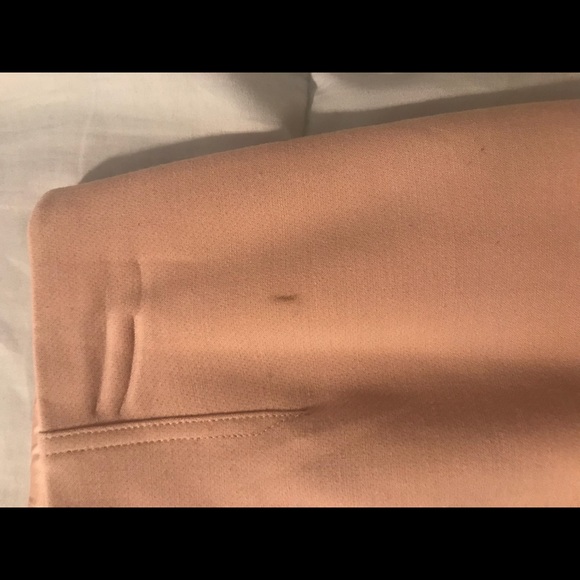 Ellen Tracy champagne color pencil skirt w/ split - Picture 7 of 7